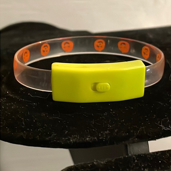 8” Amphipod orange micro light flashing armband - Picture 1 of 10